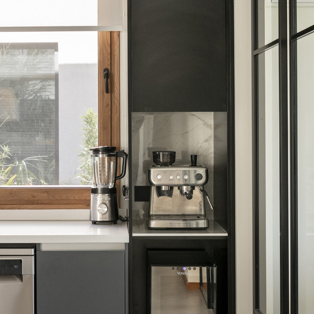 Alzada de nicho en Dekton bergen